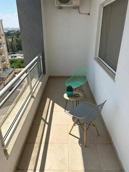 Cosy Et Spacieux, Avec Balcon 艾尔亚奈 外观 照片